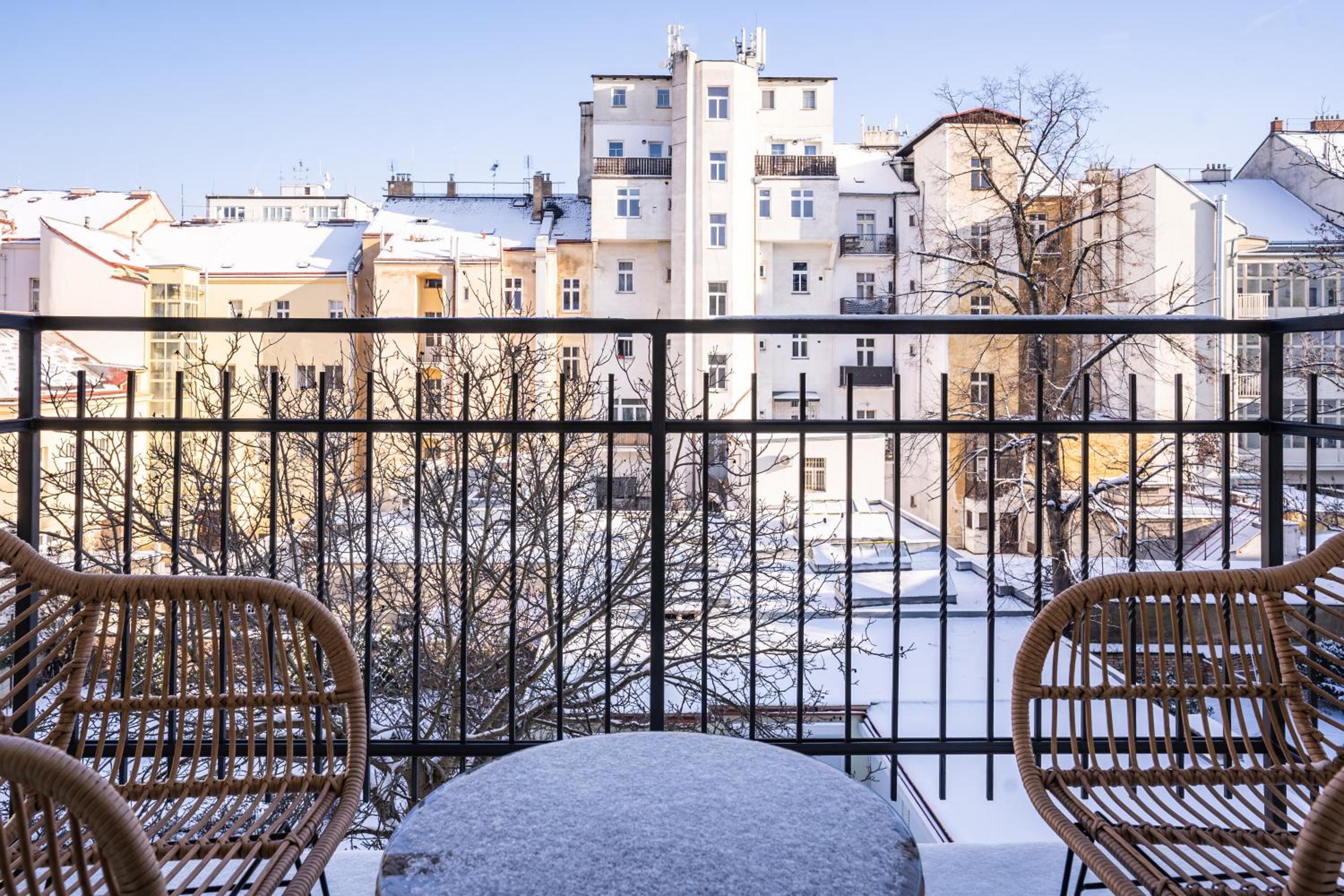Prague Days - One-bedroom Apartment with Netflix and Balcony in Vinohrady