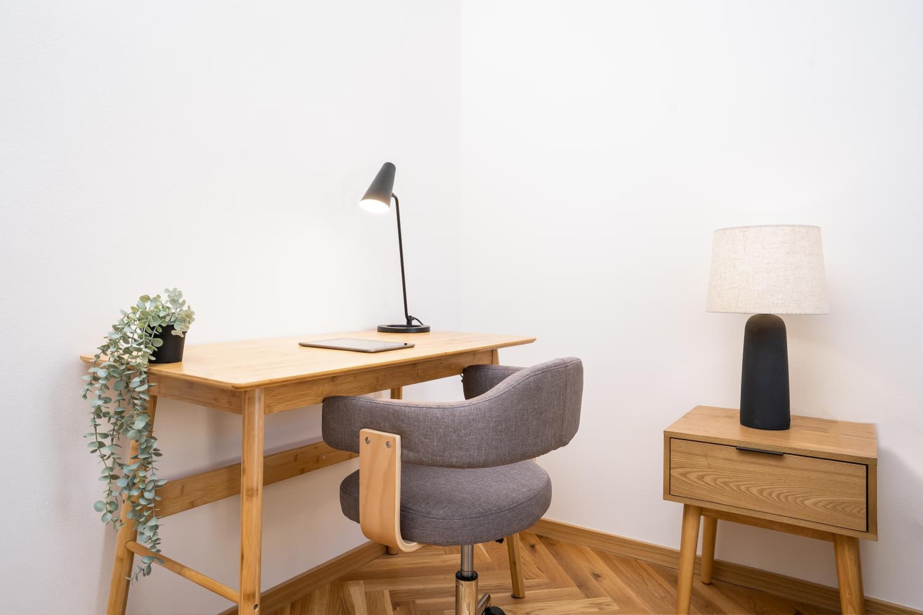 Prague Days - One-bedroom Apartment with Netflix and Balcony in Vinohrady