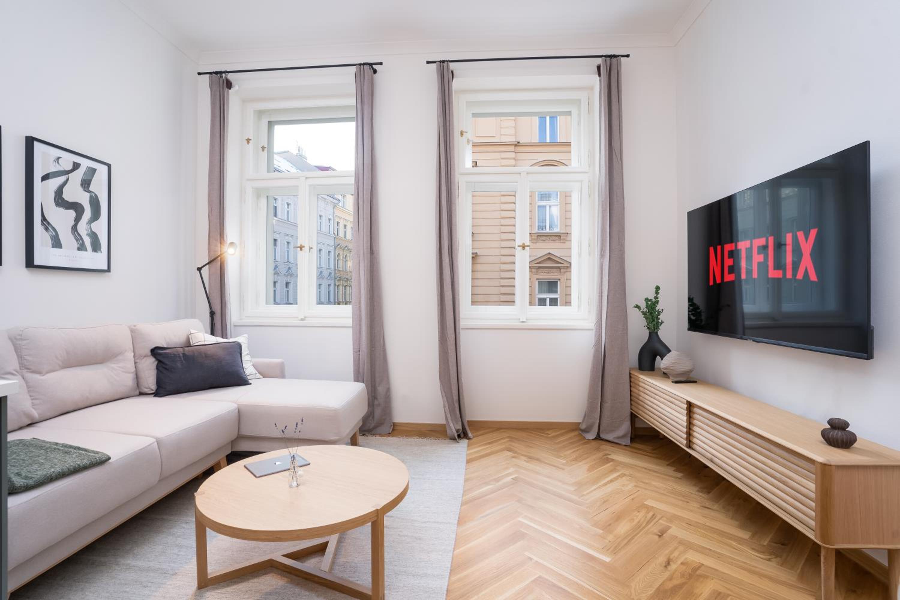 Prague Days - One-bedroom Apartment with Netflix and Balcony in Vinohrady