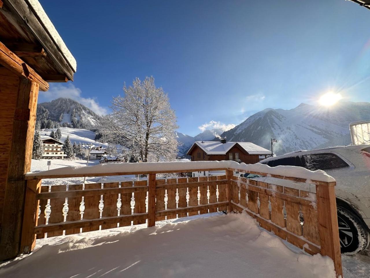Chalet Schwarz