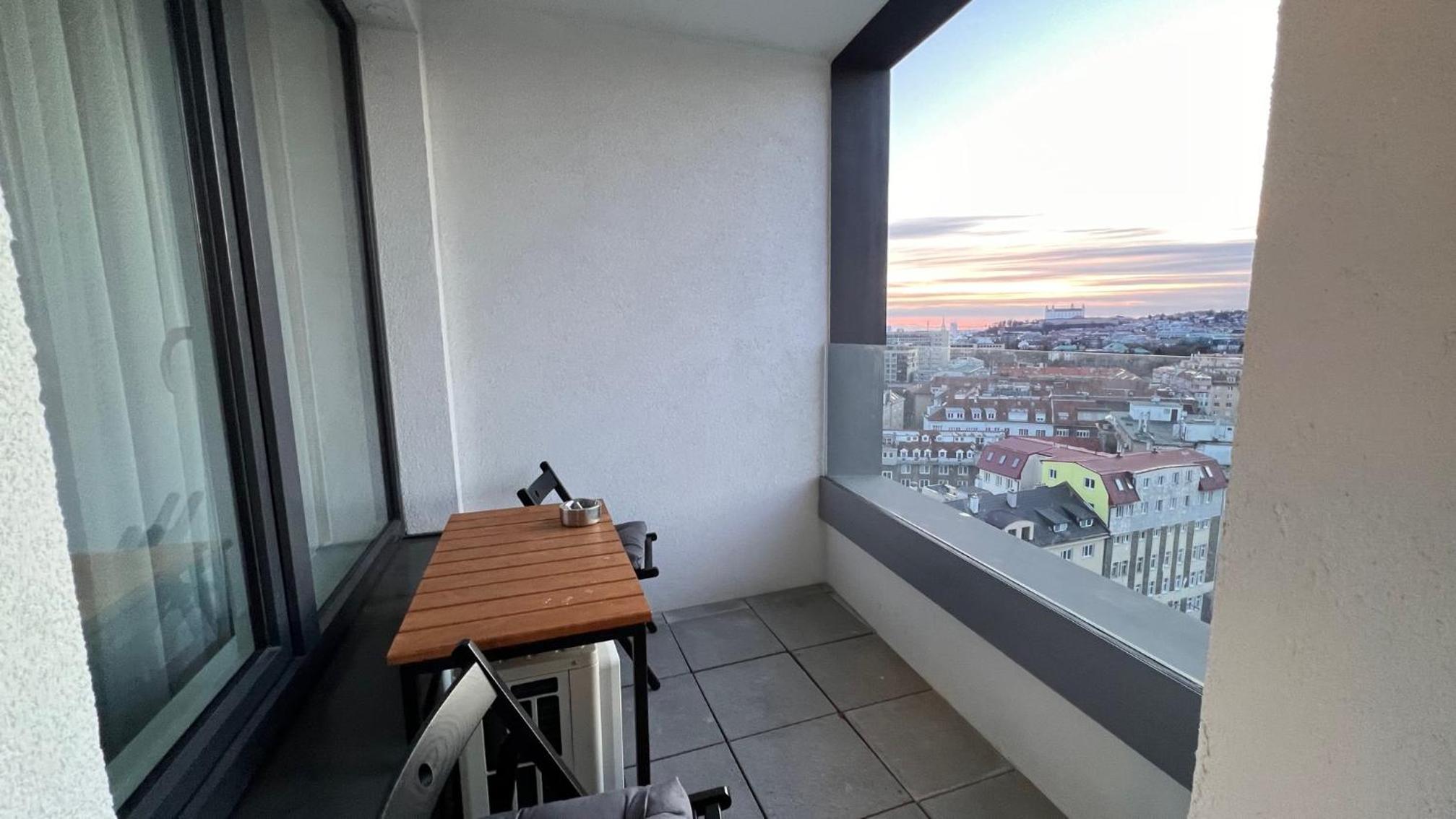2 room Apartment, with a view of the castle view 5