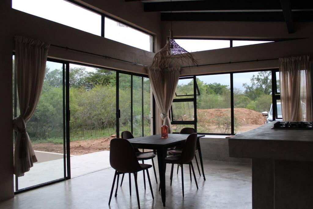 Lereko Bush Villa view 5