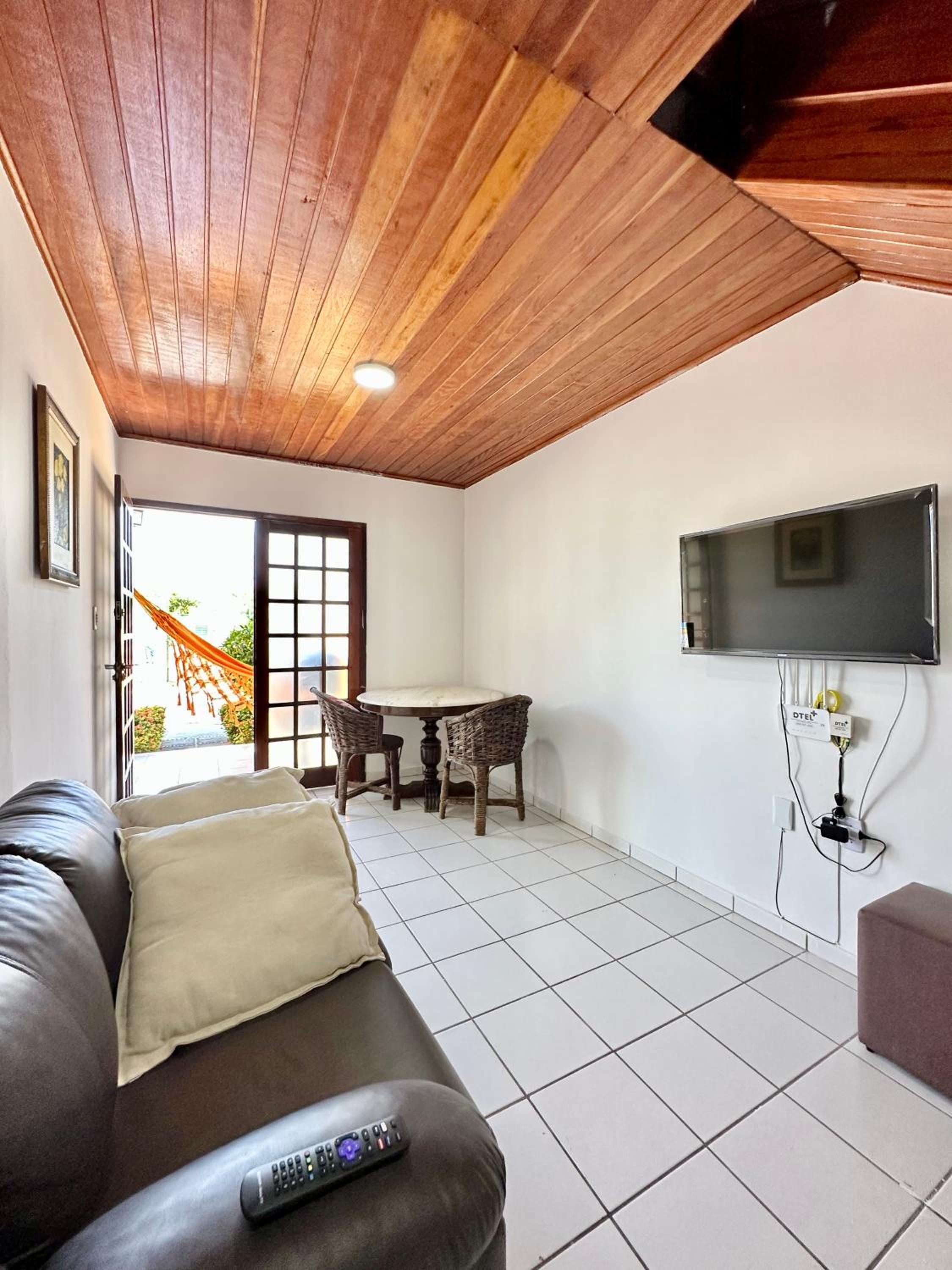 VouReservar Village Carneiros Bangalô 4 quartos!