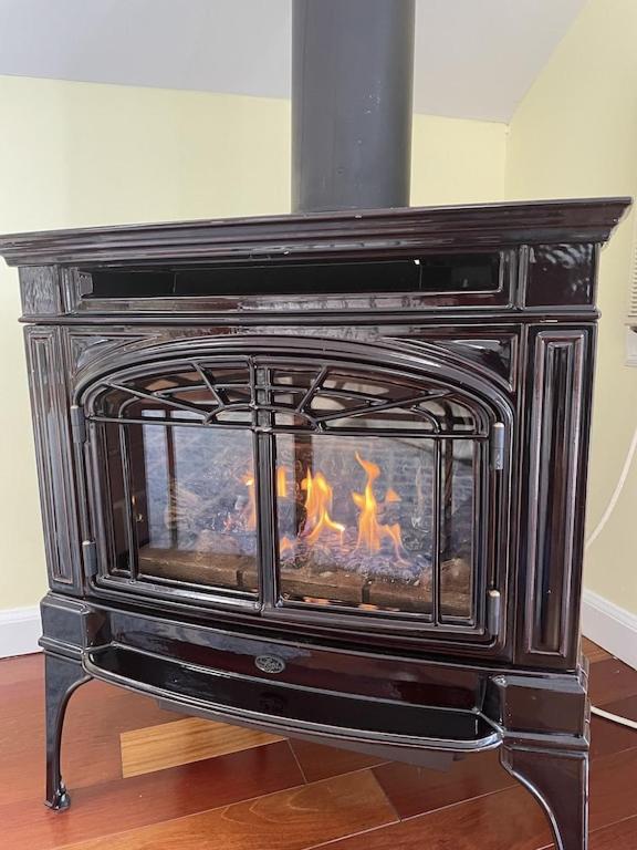 New Listing ! Captain's Cottage - Cold Spring Harbor Water Views - Property Image 48