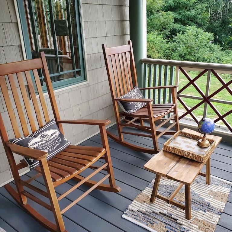 New Listing ! Captain's Cottage - Cold Spring Harbor Water Views - Property Image 73