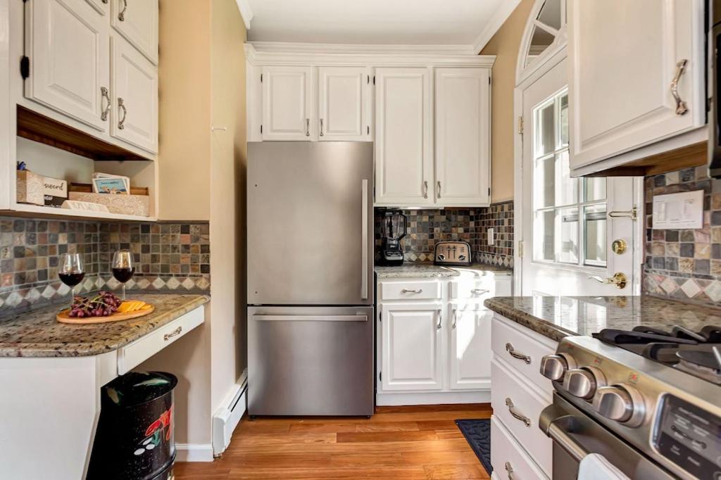 New Listing ! Captain's Cottage - Cold Spring Harbor Water Views - Property Image 61