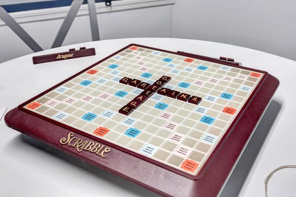 New Listing ! Captain's Cottage - Cold Spring Harbor Water Views - Property Image 19