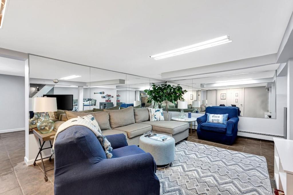 New Listing ! Captain's Cottage - Cold Spring Harbor Water Views - Property Image 12