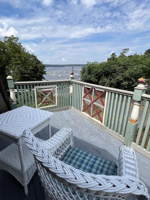 New Listing ! Captain's Cottage - Cold Spring Harbor Water Views - Property Image 37