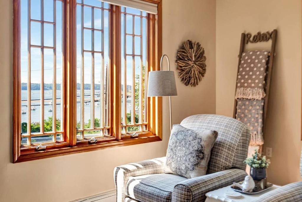 New Listing ! Captain's Cottage - Cold Spring Harbor Water Views - Property Image 36