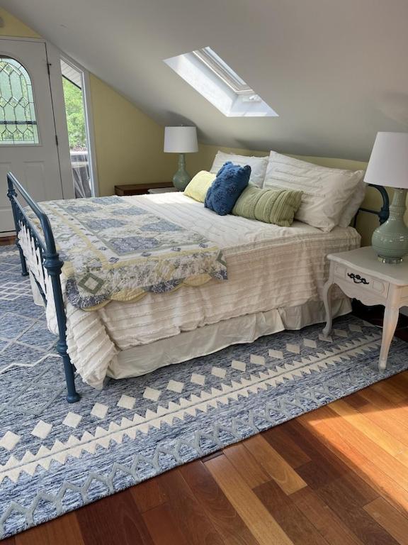 New Listing ! Captain's Cottage - Cold Spring Harbor Water Views - Property Image 33