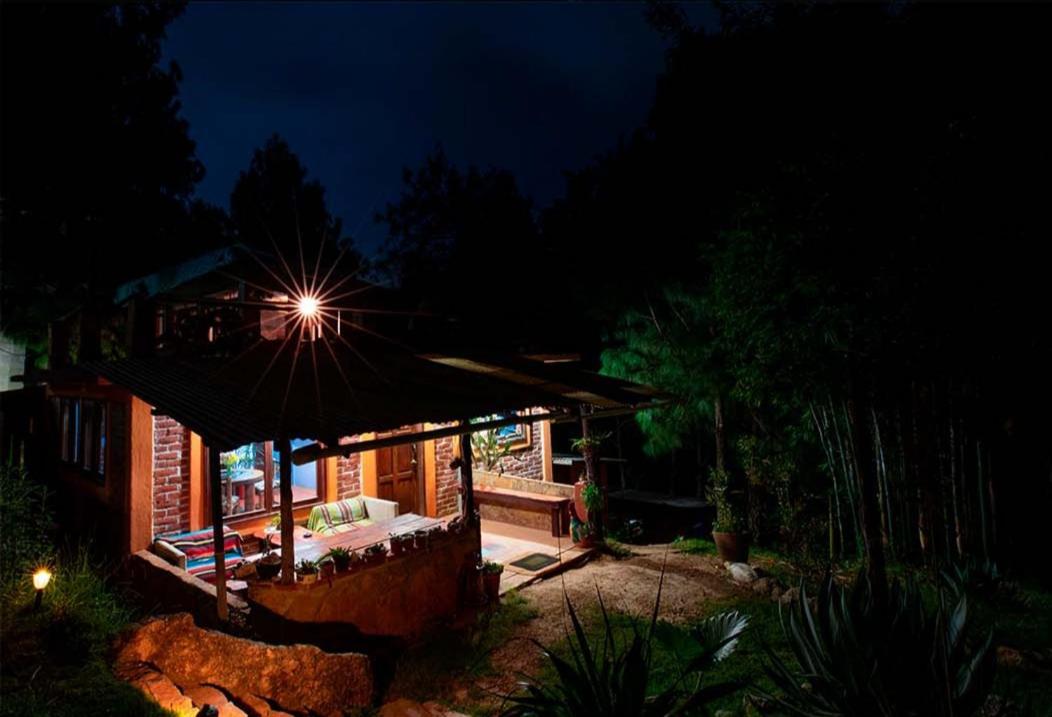 Hotel Hostal Casa 4 Estaciones, CoLiving & Nature - Image 1