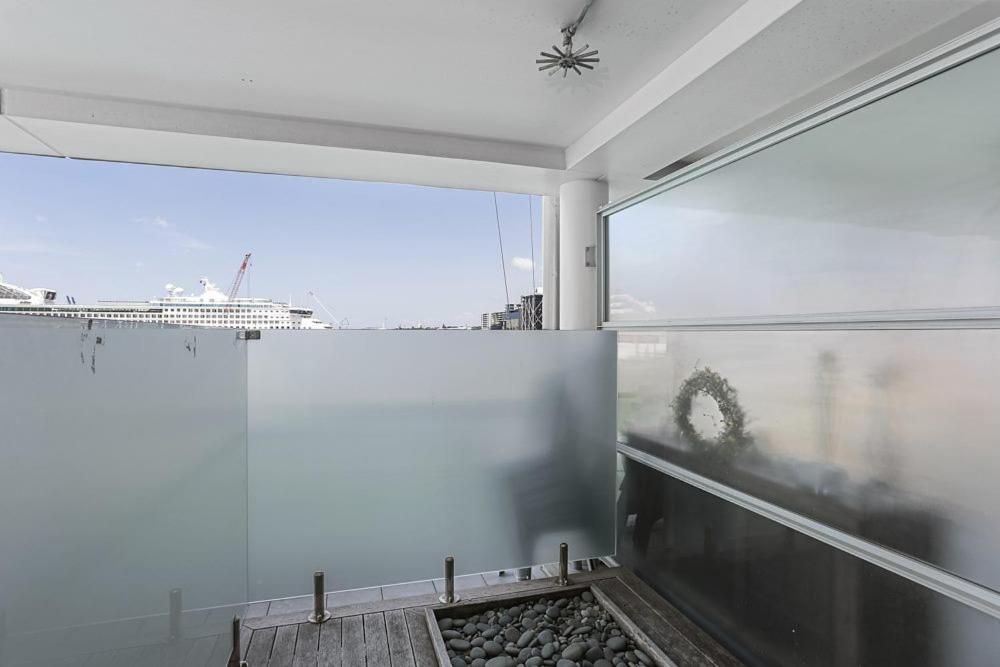 Princes Wharf Waterfront Apartment Viaduct CBD