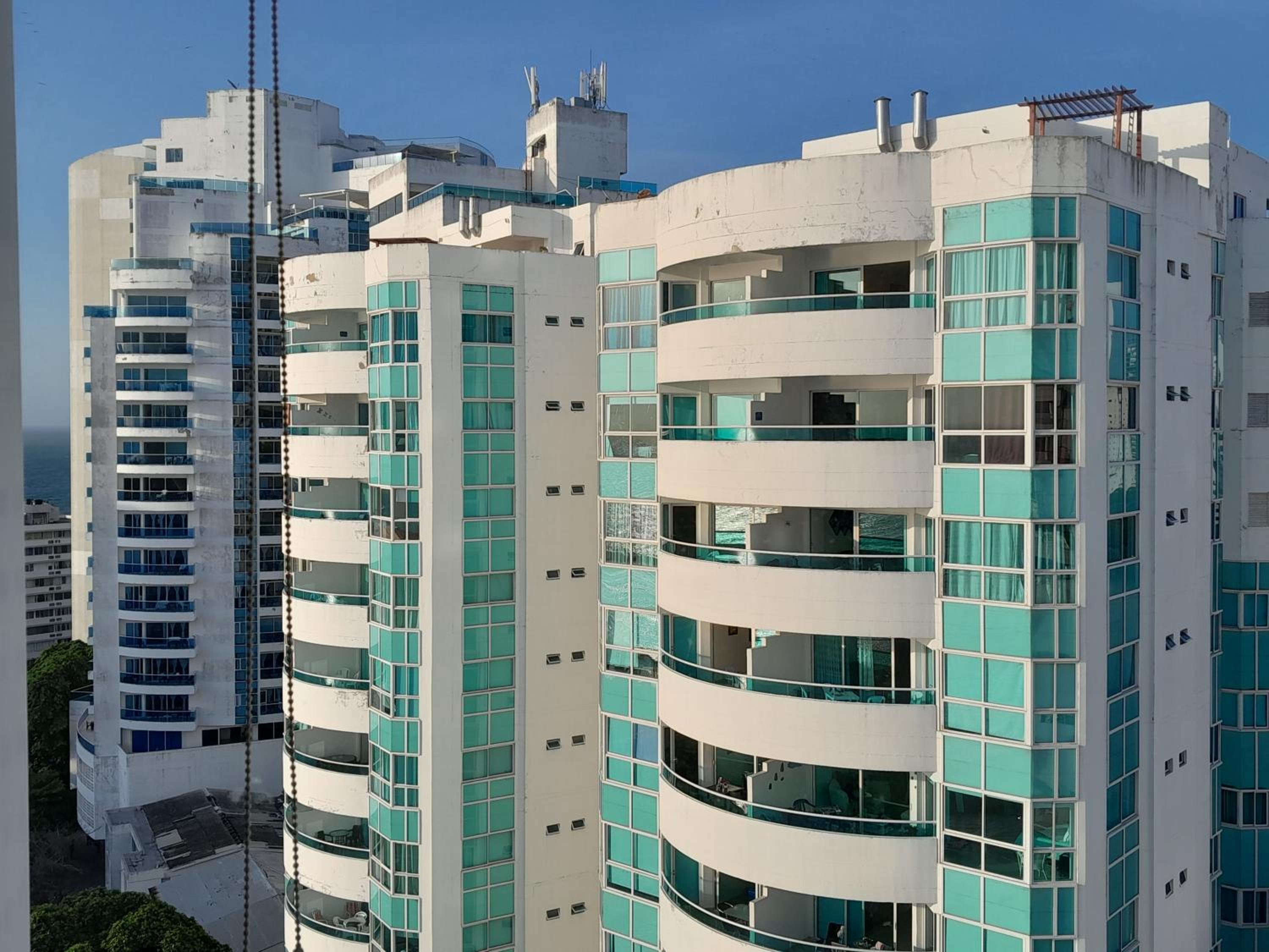 Oceanside 3-bedroom apartment in fun tourist area
