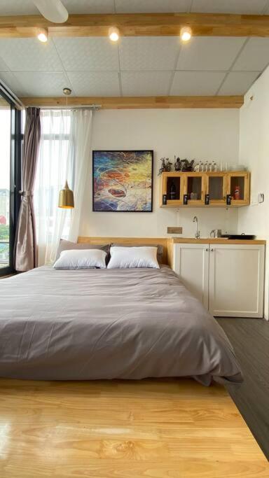 HomestayCHAT*InfinityTub1*Netflix*Hanoi*OldQuarter