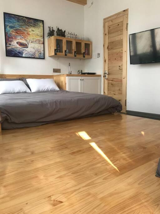 HomestayCHAT*InfinityTub1*Netflix*Hanoi*OldQuarter
