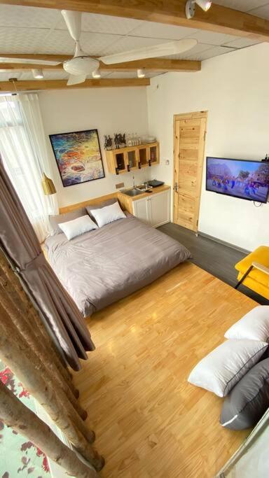 HomestayCHAT*InfinityTub1*Netflix*Hanoi*OldQuarter