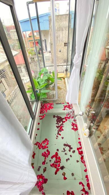 HomestayCHAT*InfinityTub1*Netflix*Hanoi*OldQuarter