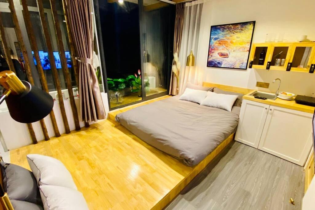 HomestayCHAT*InfinityTub1*Netflix*Hanoi*OldQuarter