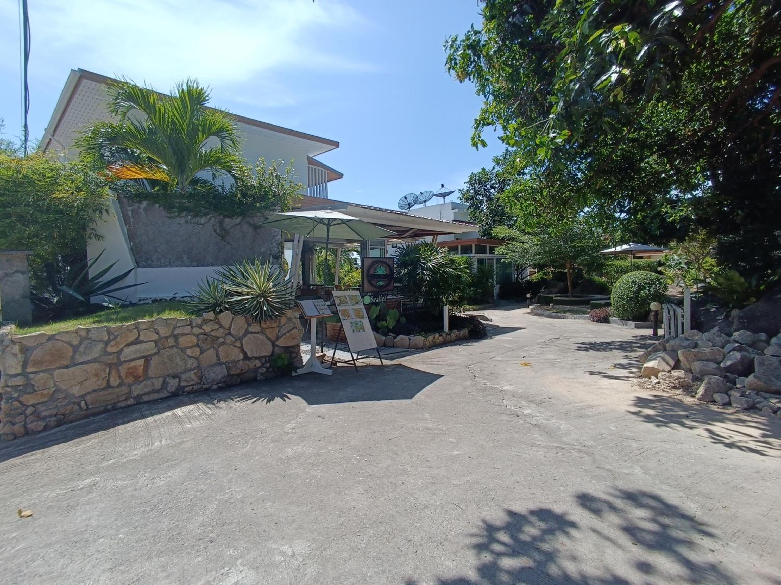 Field-D House
