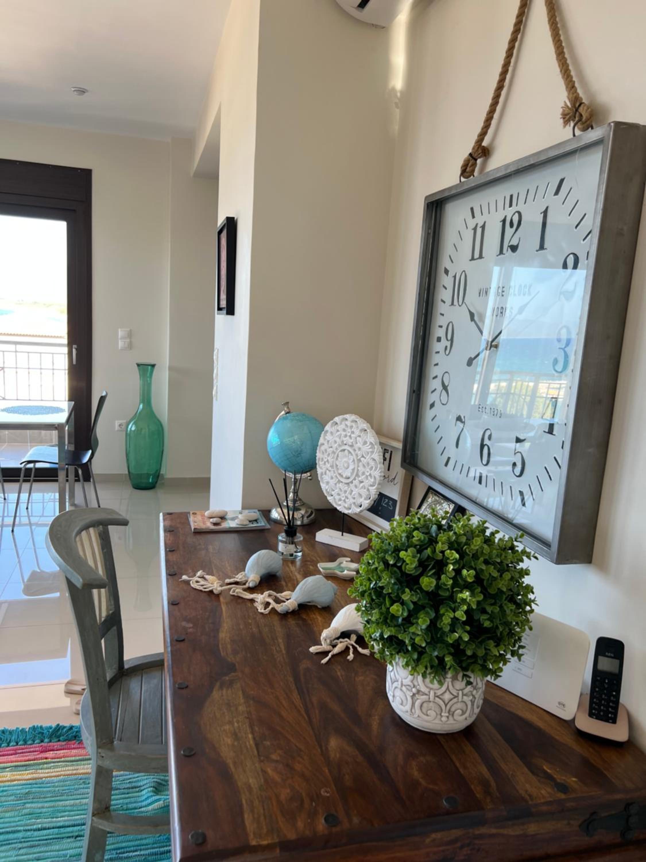 Magical Seaside Town Boutique Apts 1 photo 4