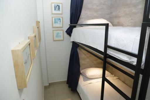 Photo 33