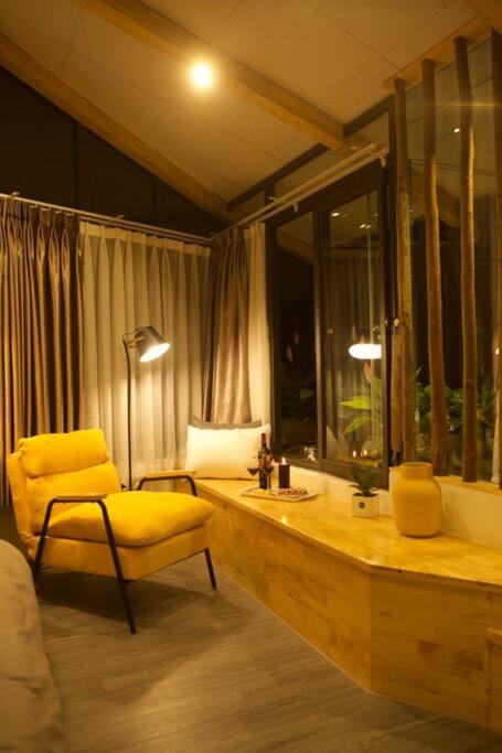 HomestayCHAT*InfinityTub2*Netflix*Hanoi*OldQuarter