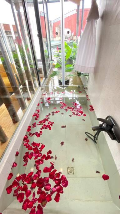 HomestayCHAT*InfinityTub2*Netflix*Hanoi*OldQuarter