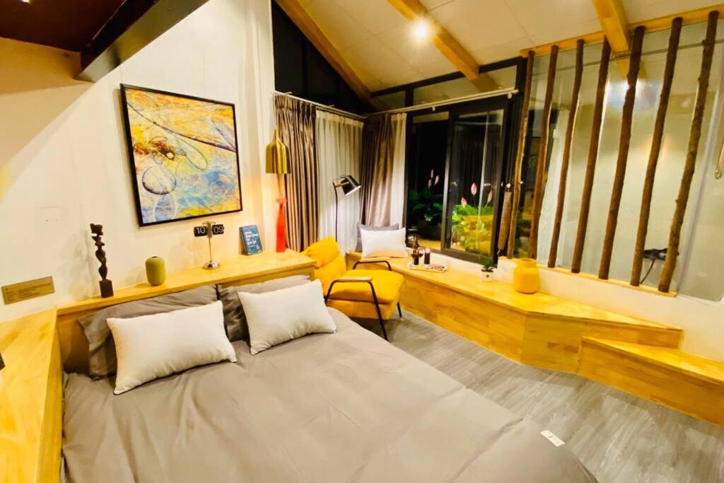 HomestayCHAT*InfinityTub2*Netflix*Hanoi*OldQuarter