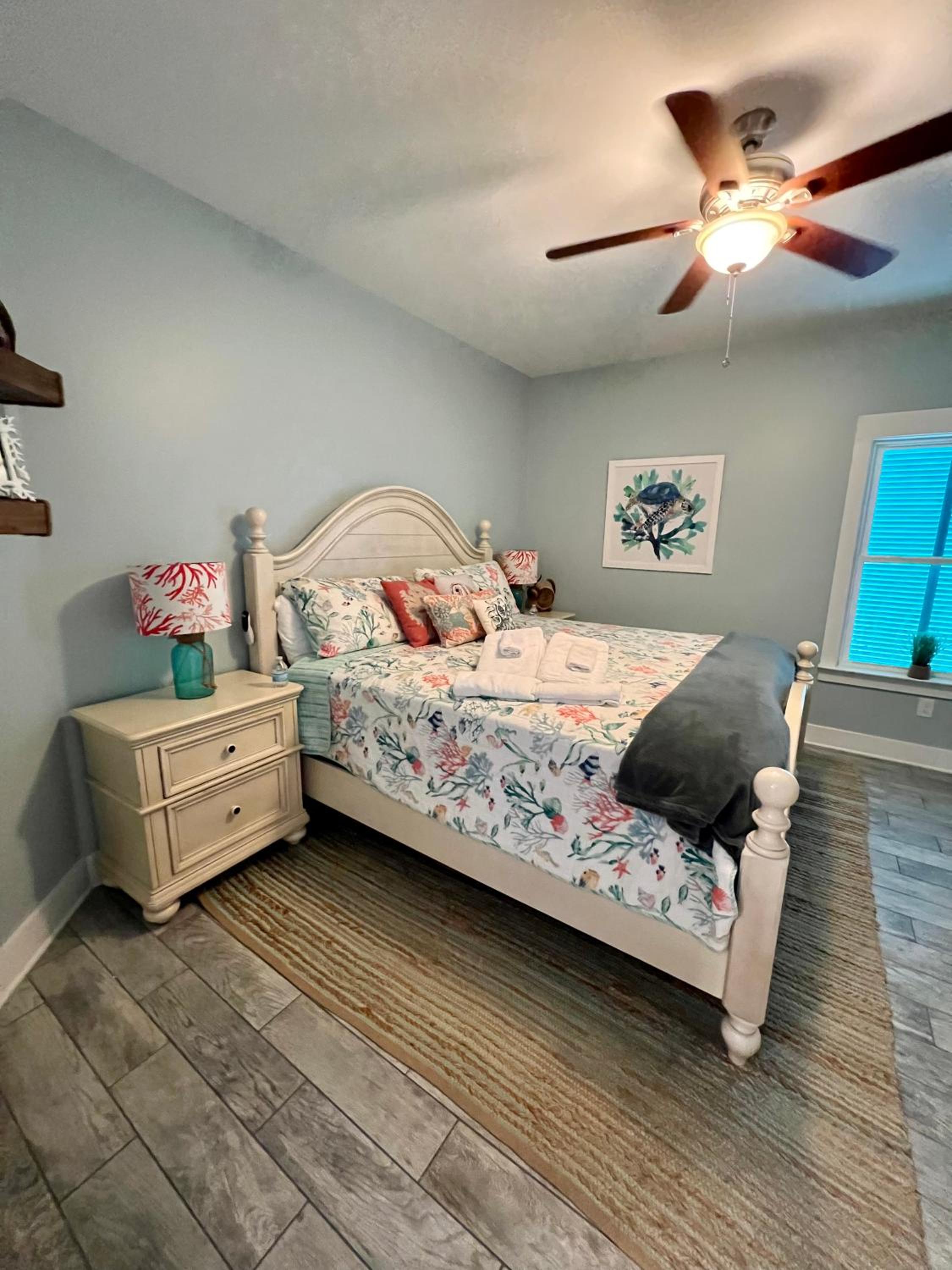 Just Breathe seahorse cottage 2 pools close to beach