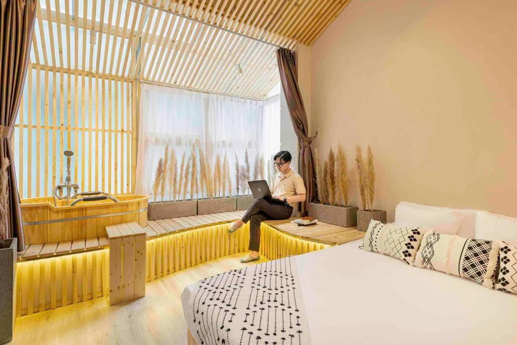 HomestayCHAT*TropicalHome1*OldQuarter*Hanoi