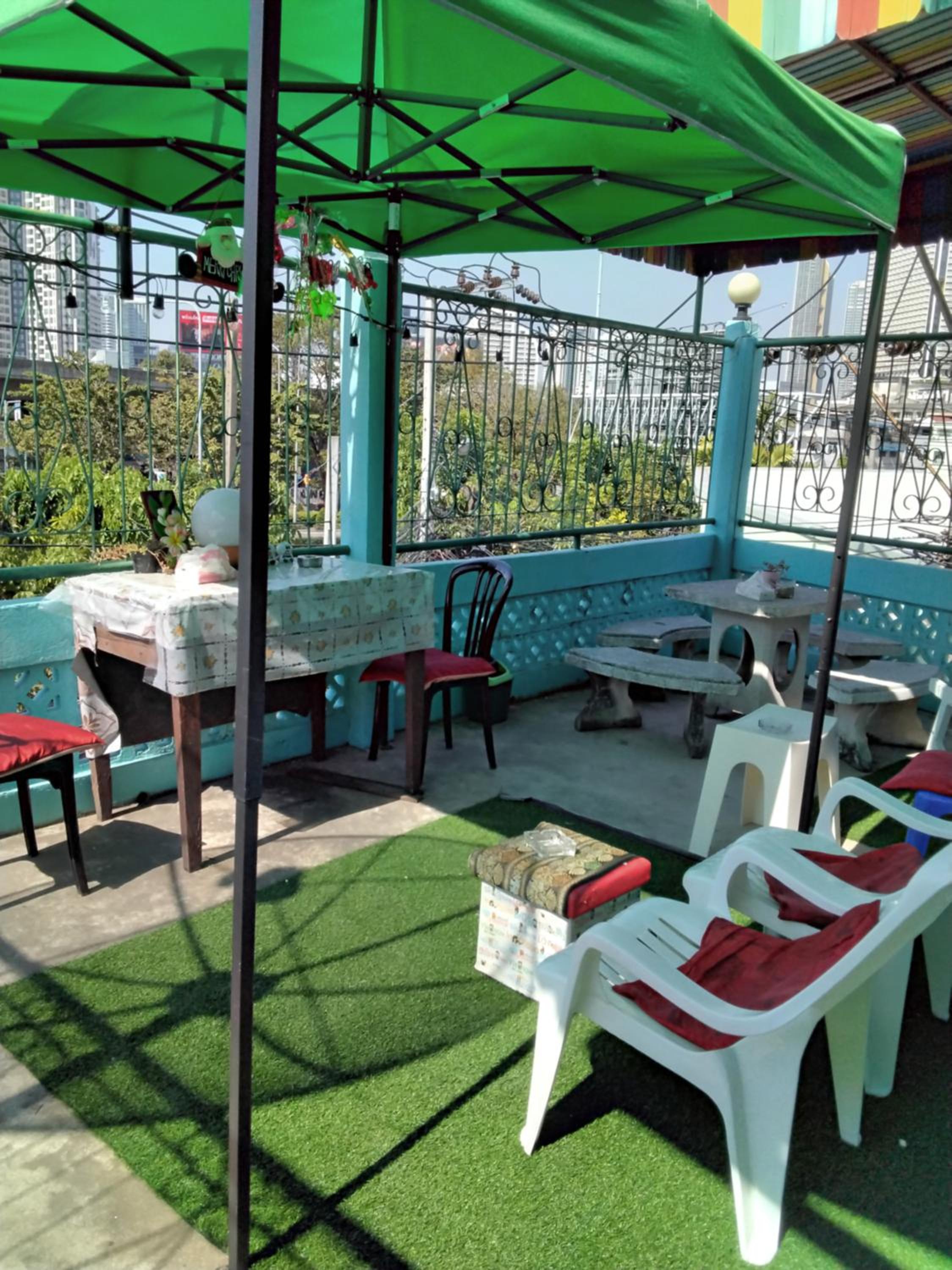 Danee Hostel