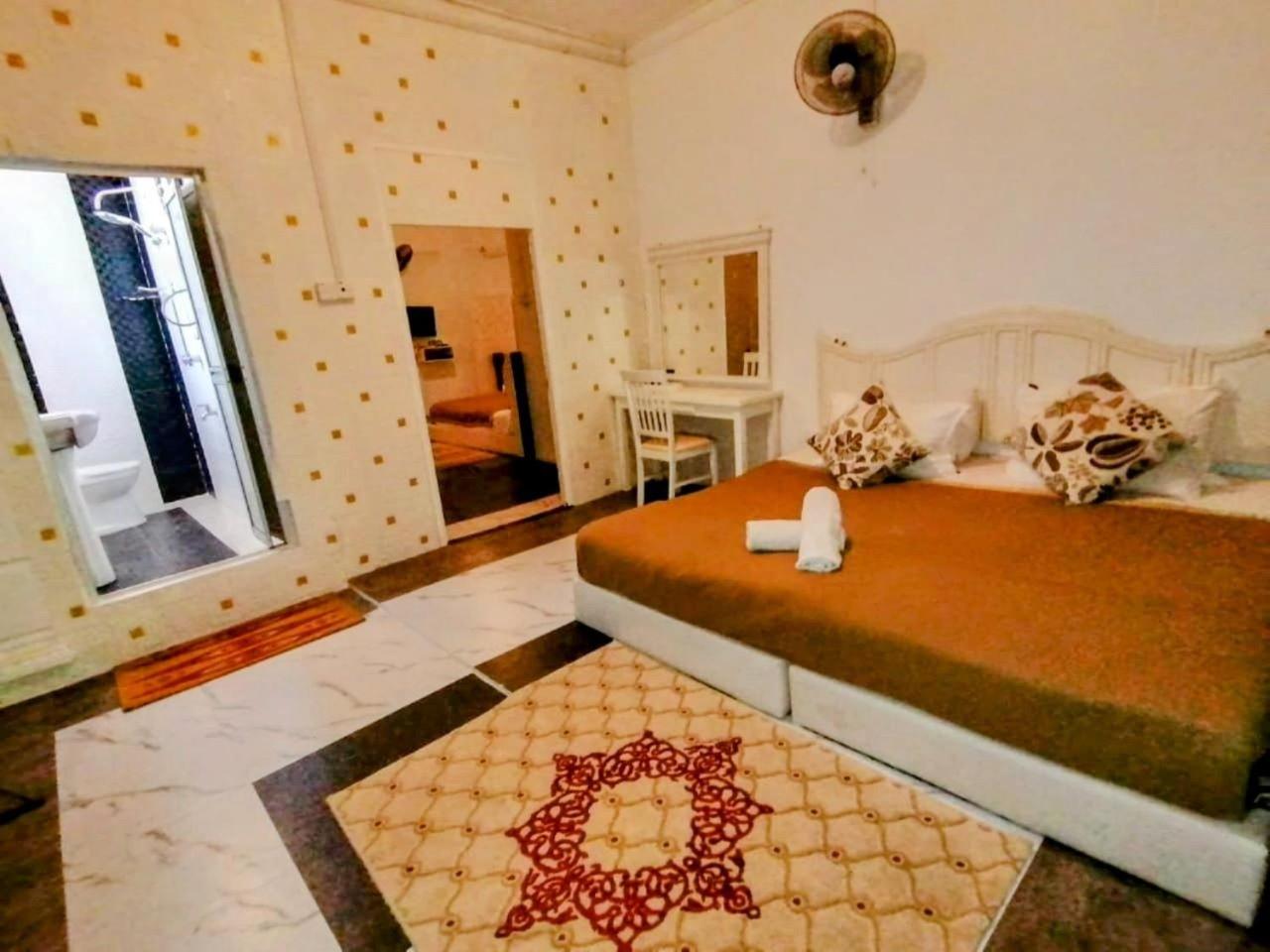 Photo 9
