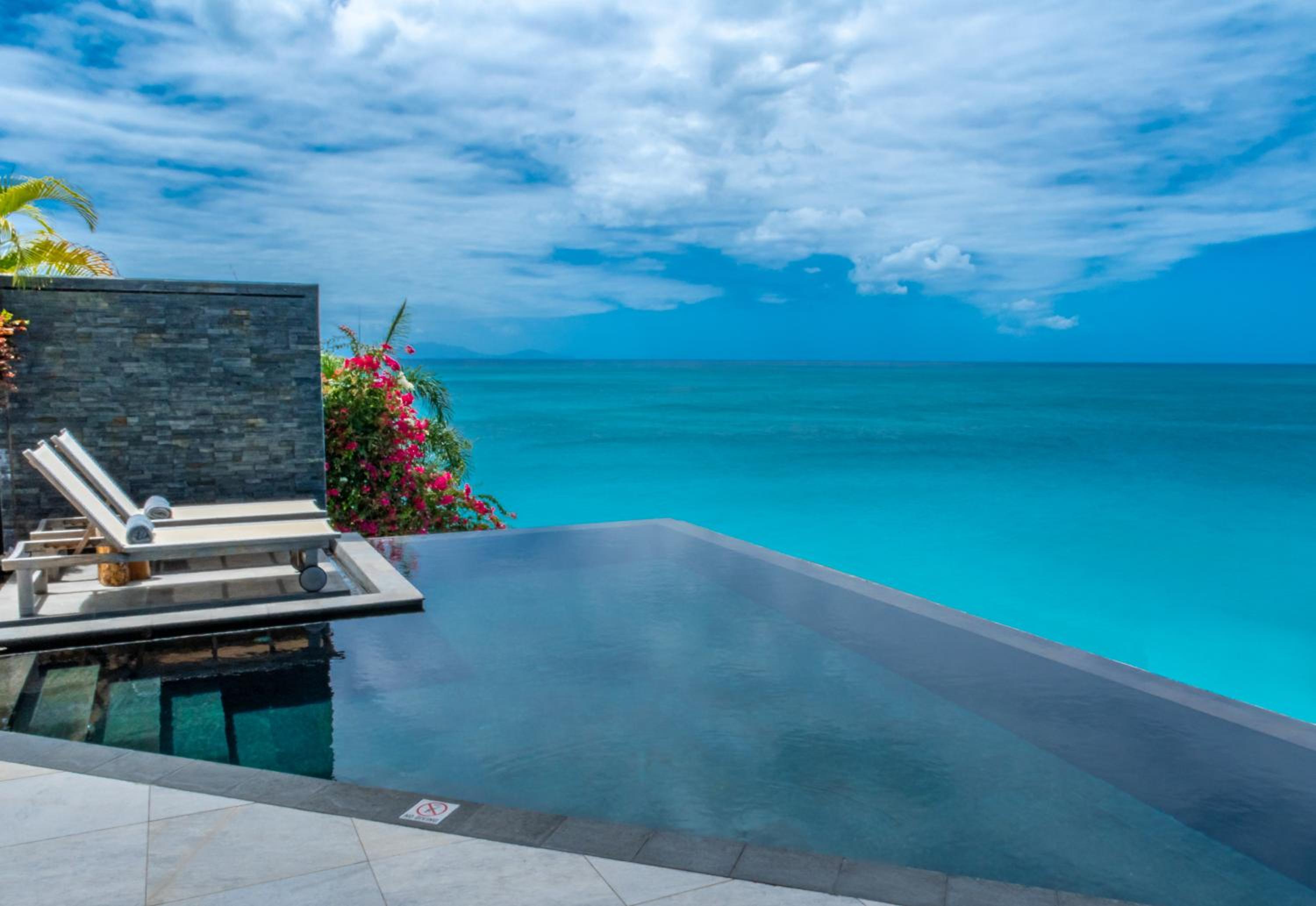 Tamarind Hills Resort & Villas