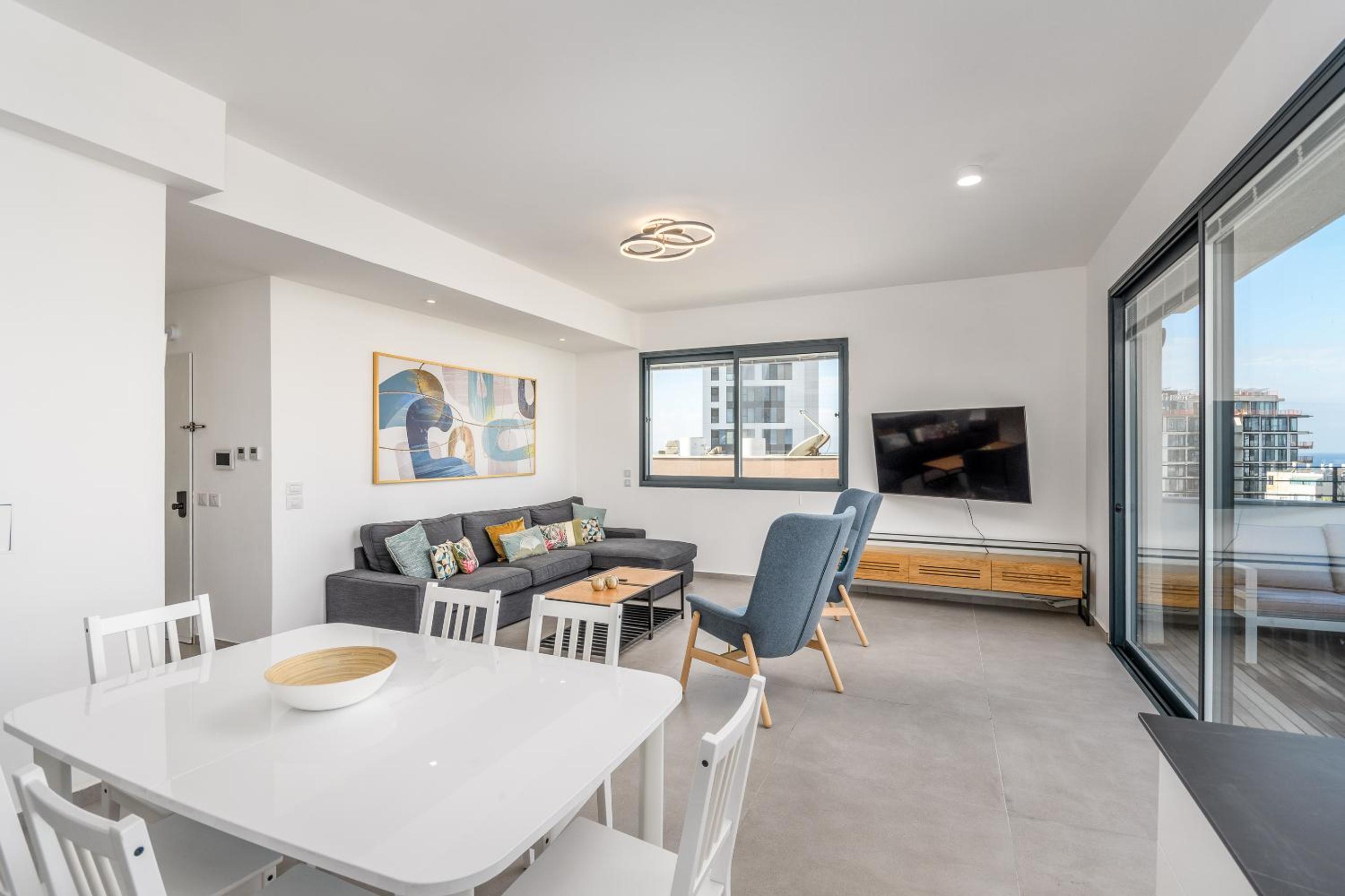 Superb penthouse north tel aviv view 5