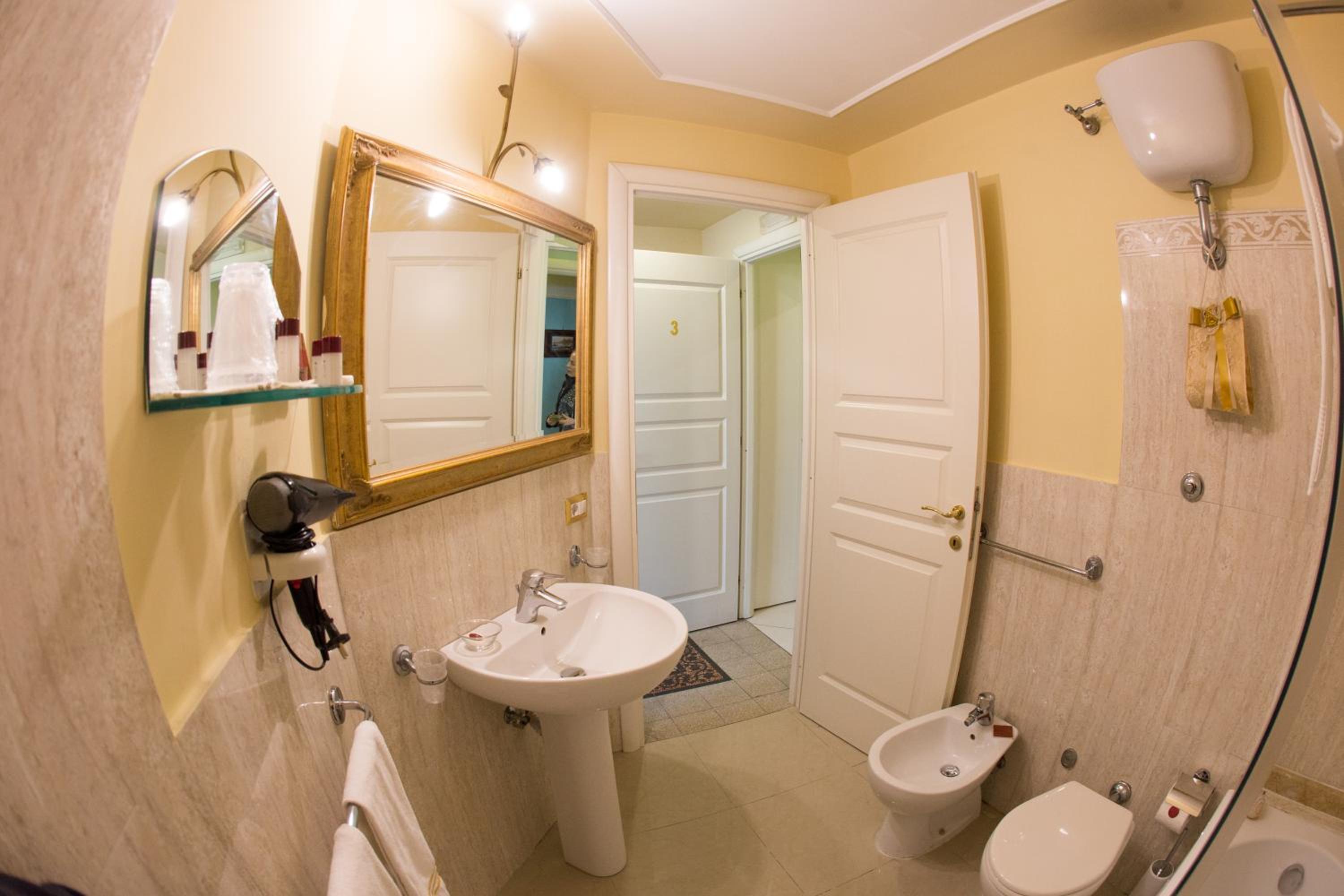 B&B Art Suite Santa Brigida