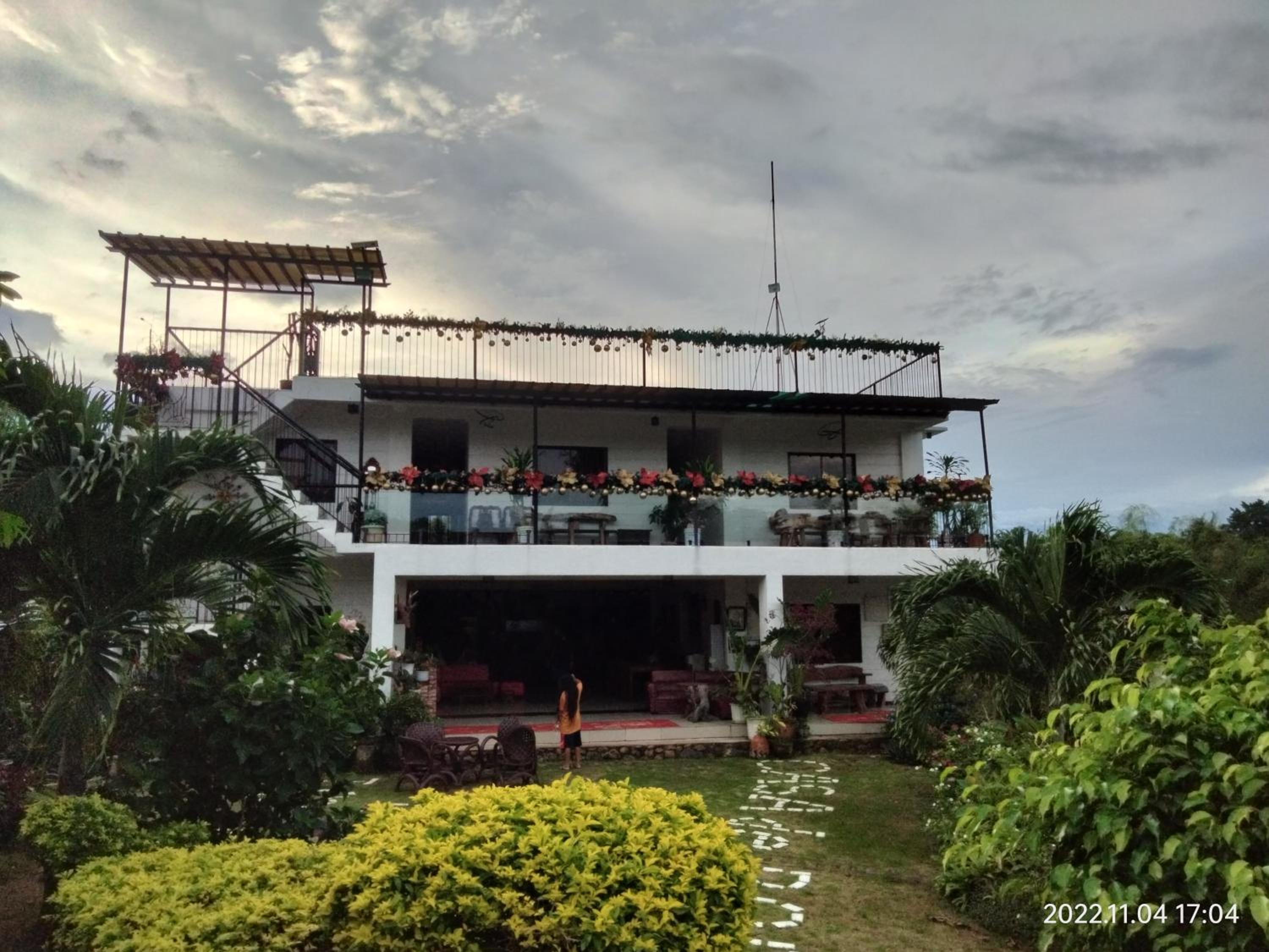 Casa de Robles Tanay Rizal view 2