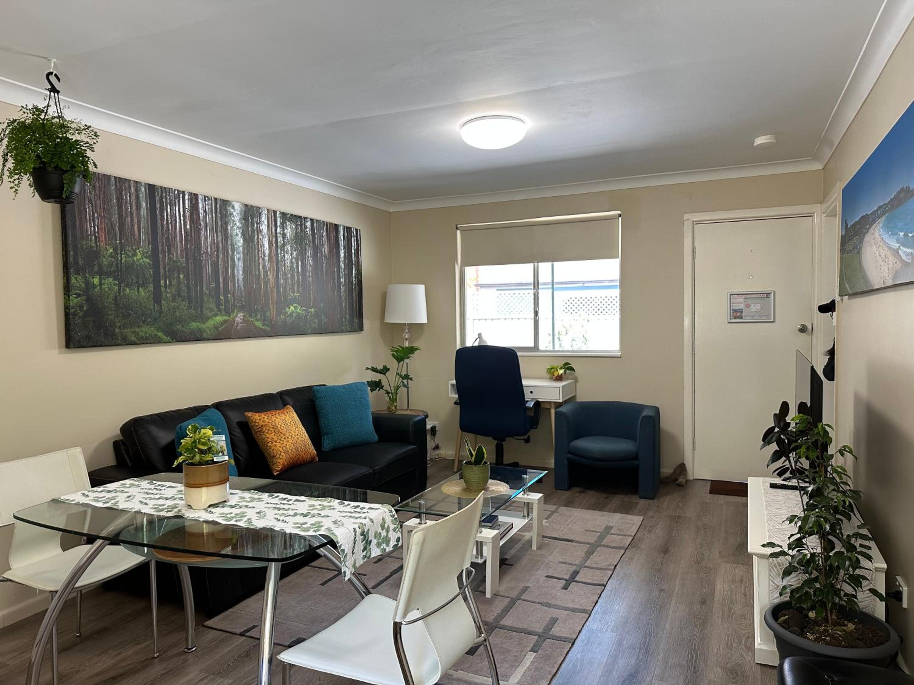 One Bedroom Apartment on Summer - No 4 Near CBD