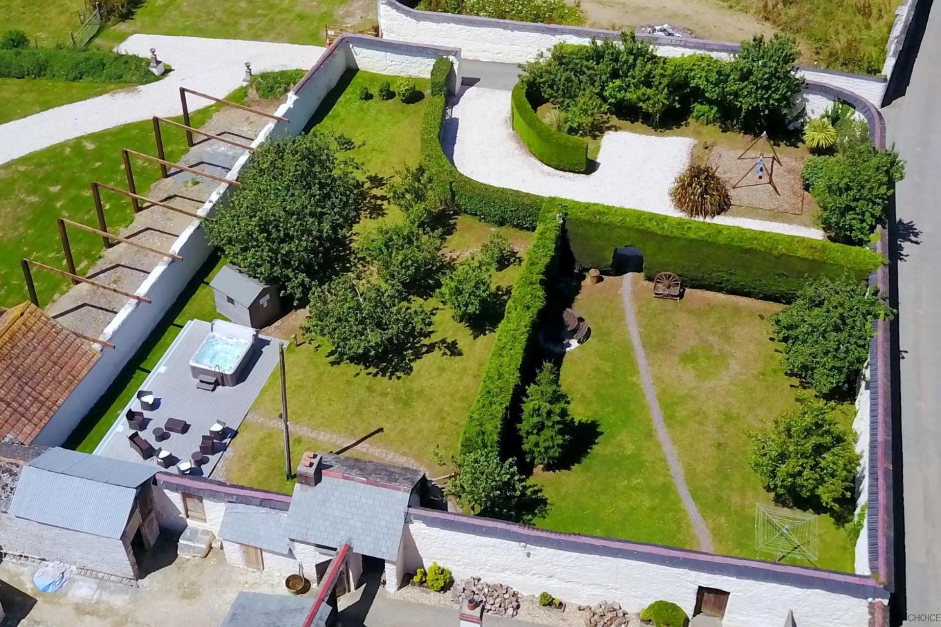 SAUNTON SANFIELD GRANGE 10 Bedrooms view 5