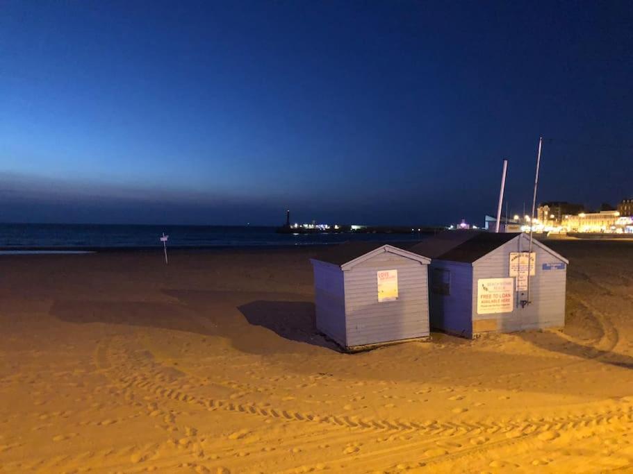Chapel View - Huge Apartment near the Beach with Gated Parking, photo 44