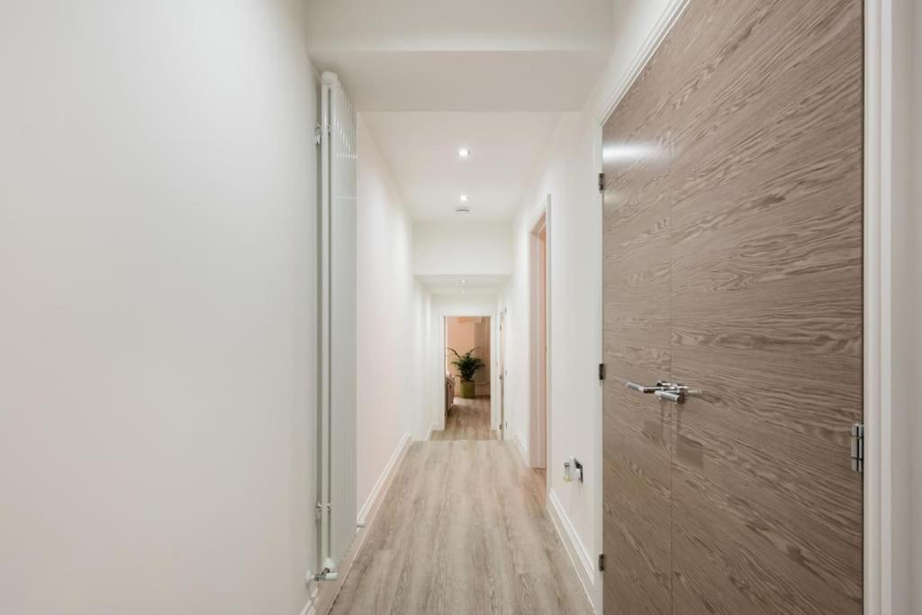 Chapel View - Huge Apartment near the Beach with Gated Parking, photo 14