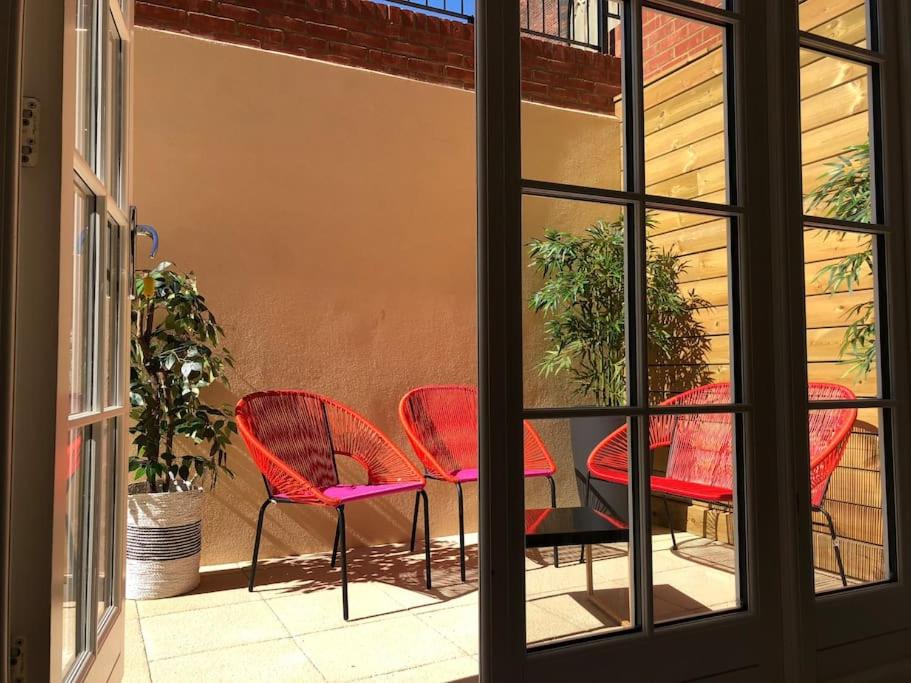 Chapel View - Huge Apartment near the Beach with Gated Parking