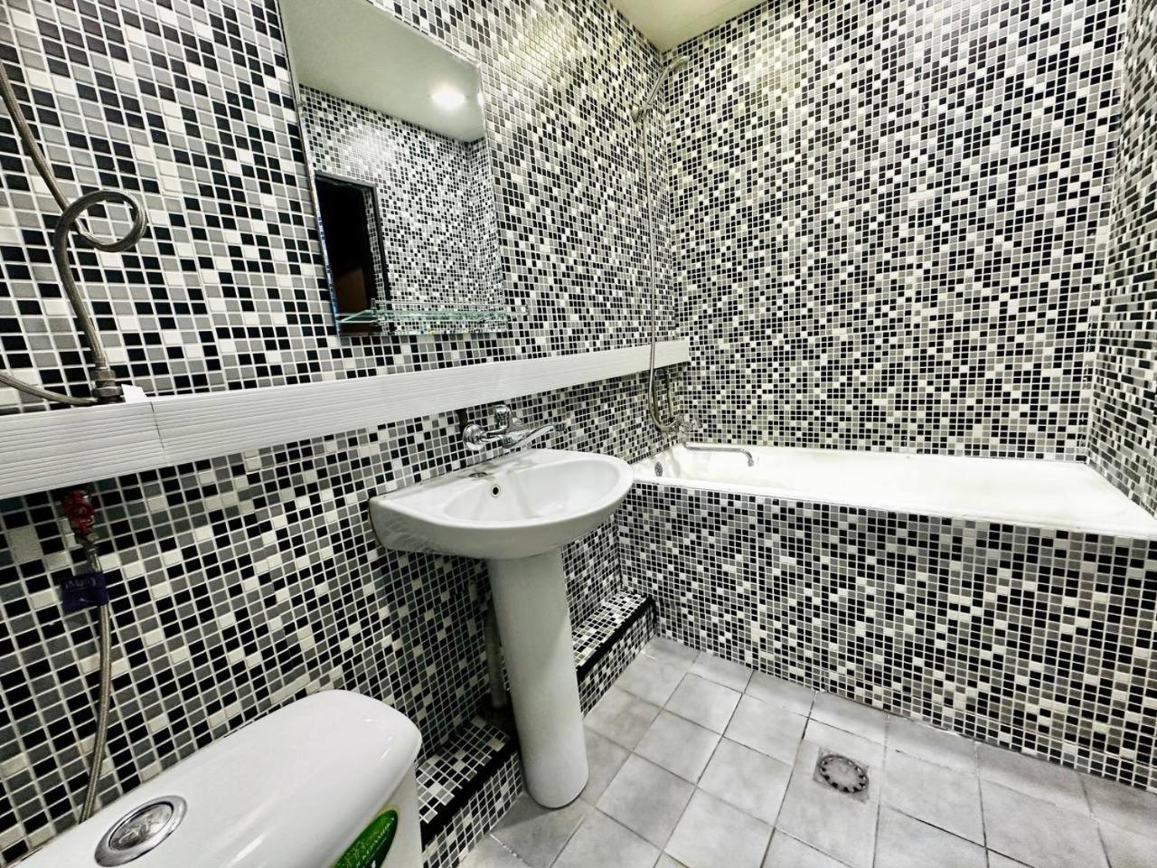 Tumanyan 12 TopHouse