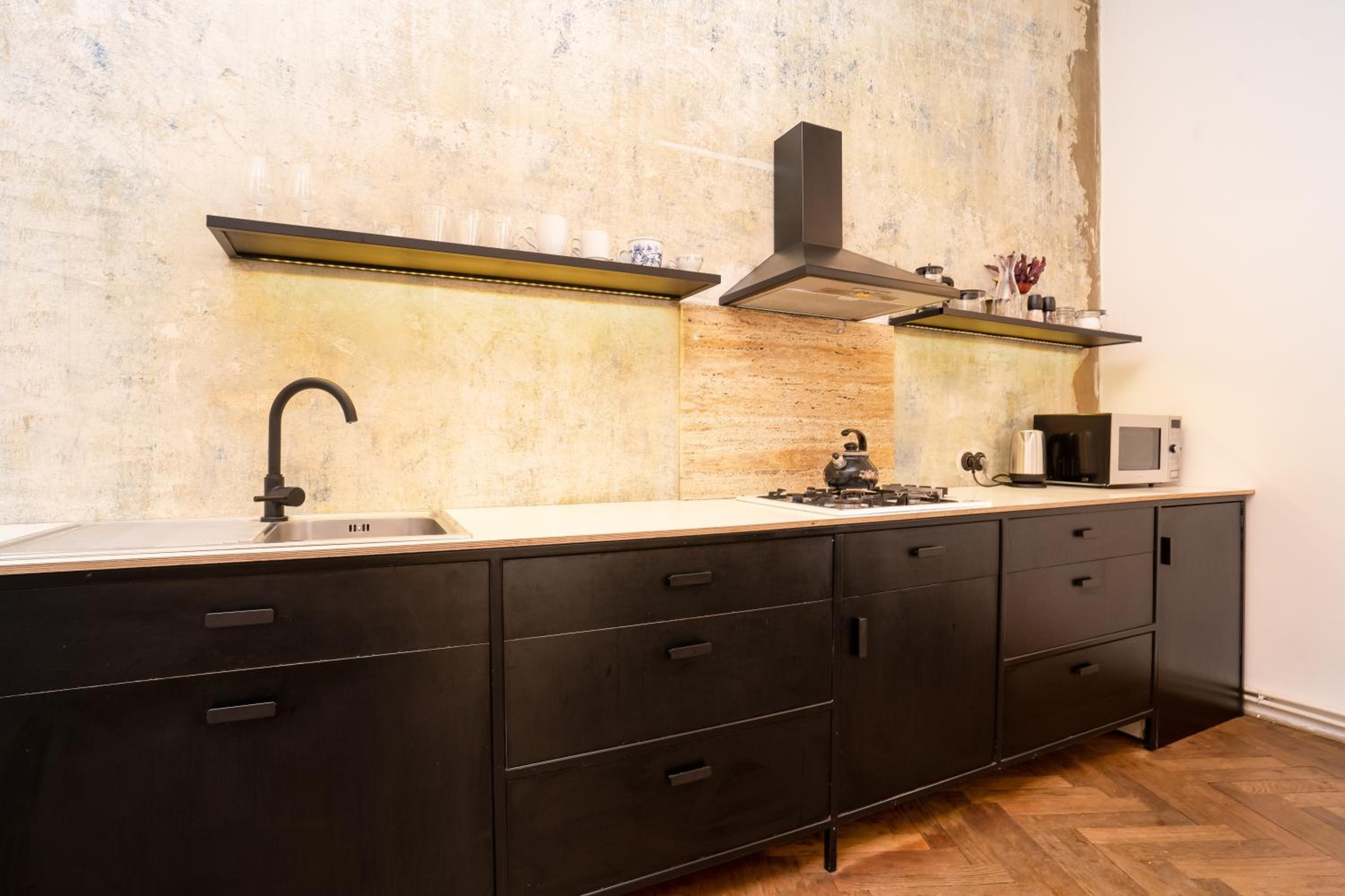 Prague Days - Family-friendly Apartment with Netflix in quiet Vinohrady