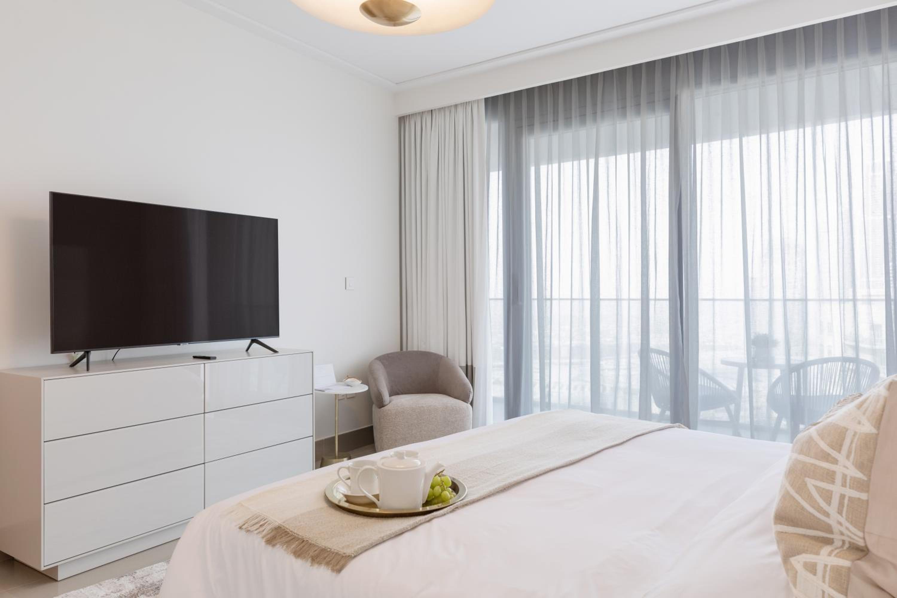 Boutique Living - Opera Grand