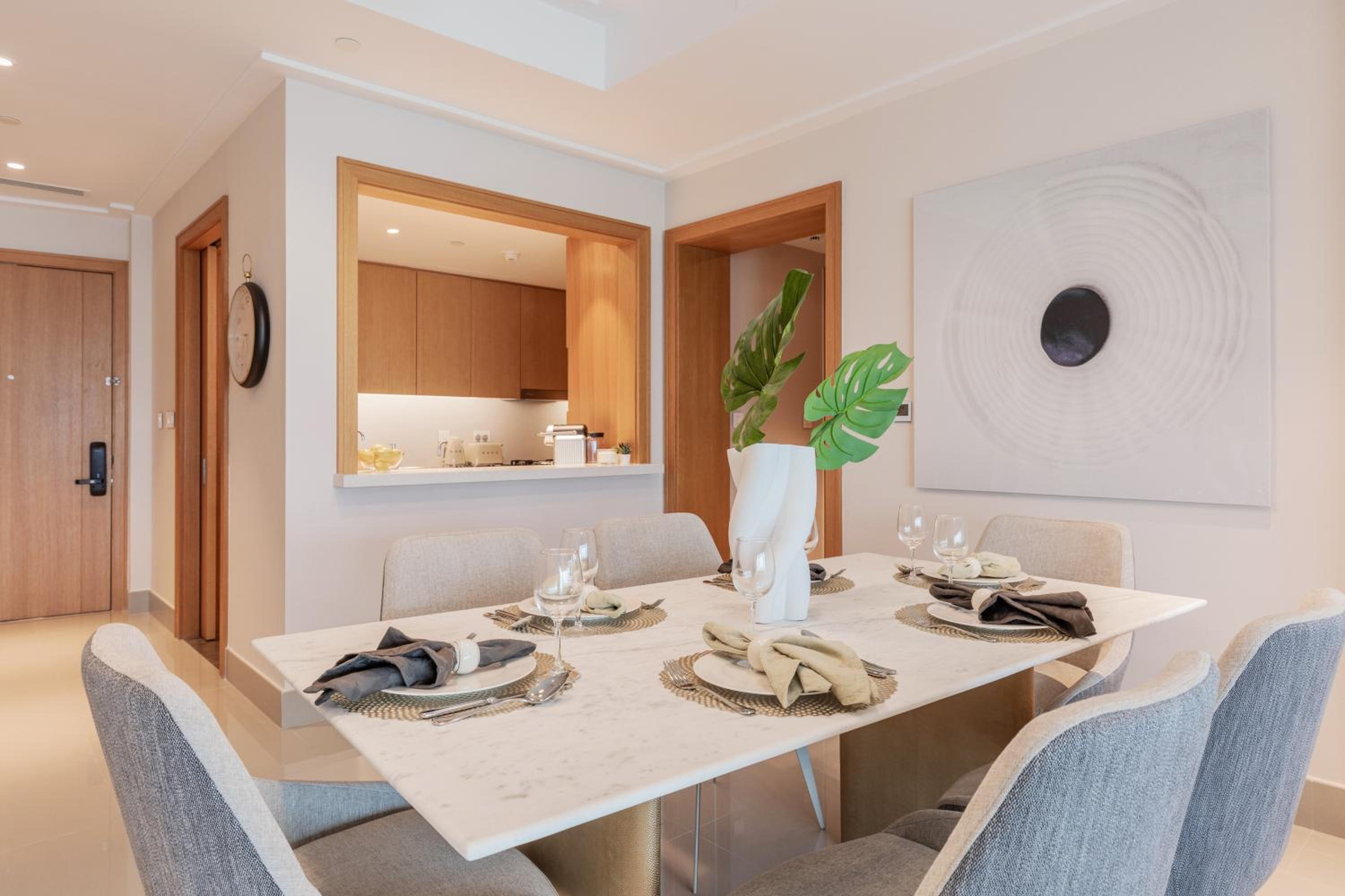 Boutique Living - Opera Grand