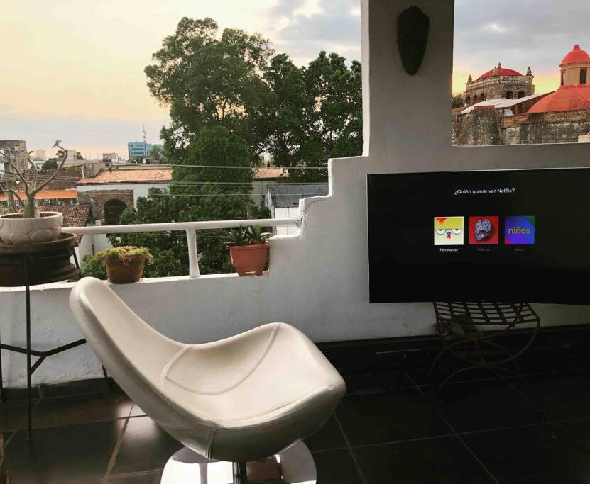 Centerpice Colonial Zone view 5