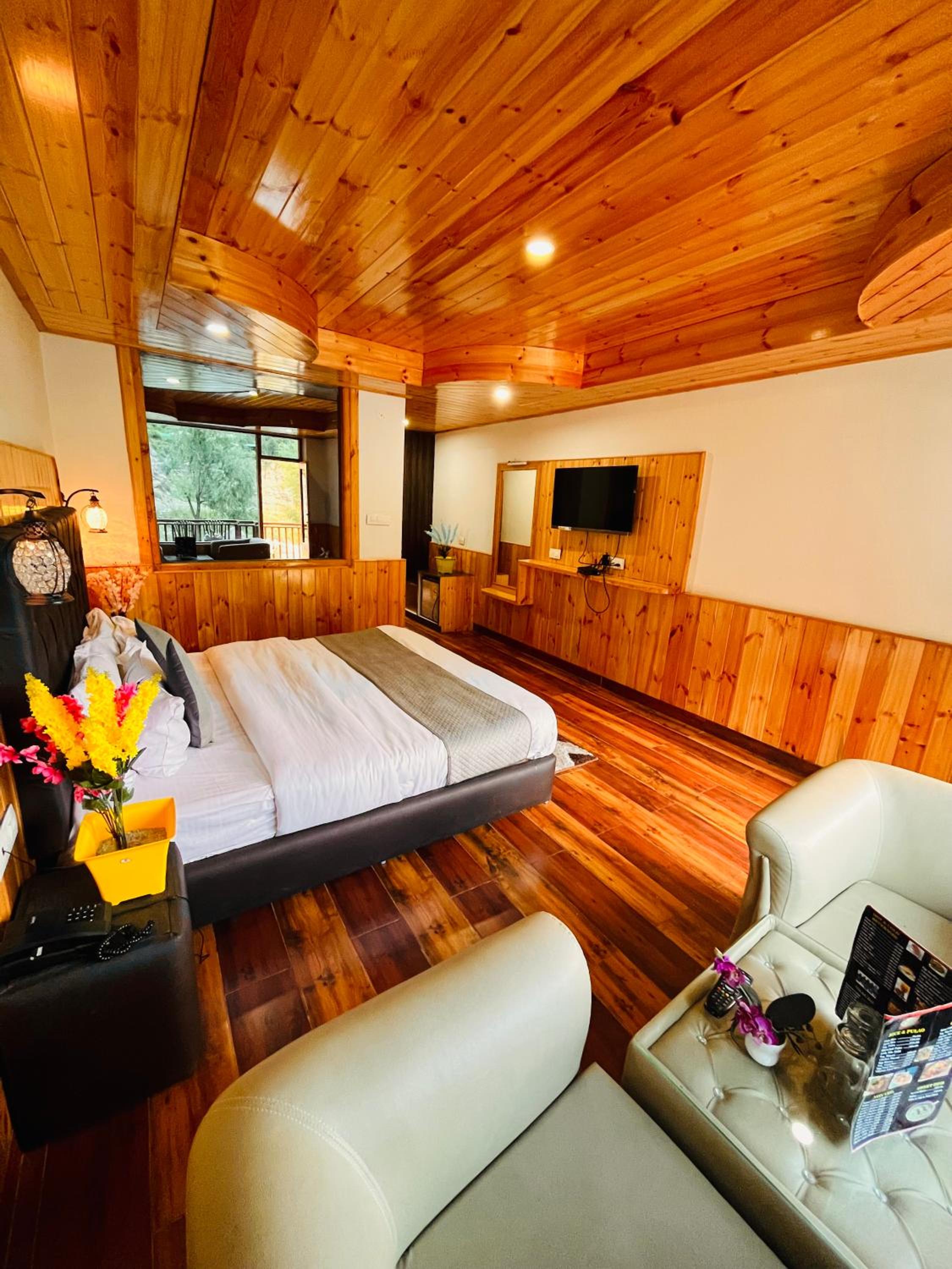 D Choice Resort, Manali view 5