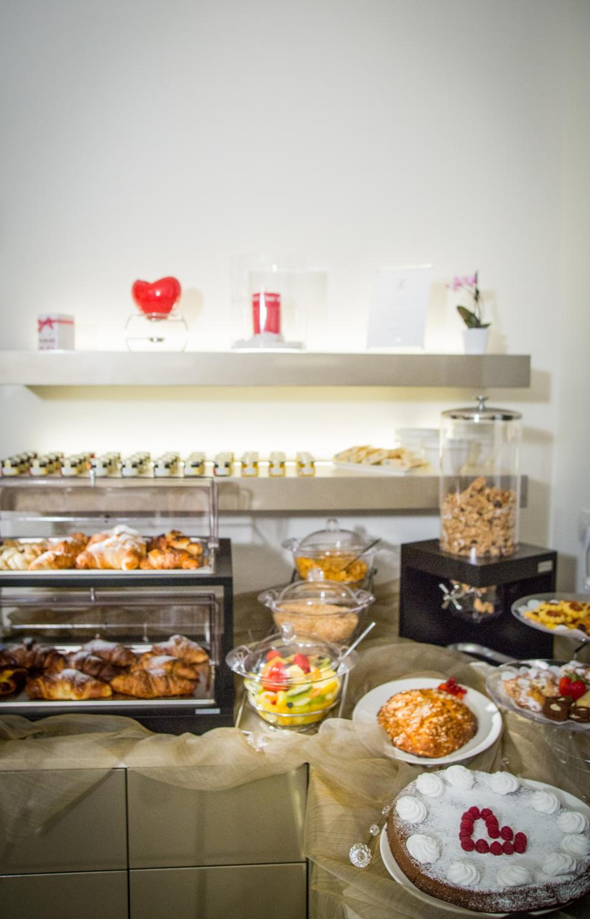 Modena Vacations - Best Western Premier Milano Palace Hotel - Property Image 1