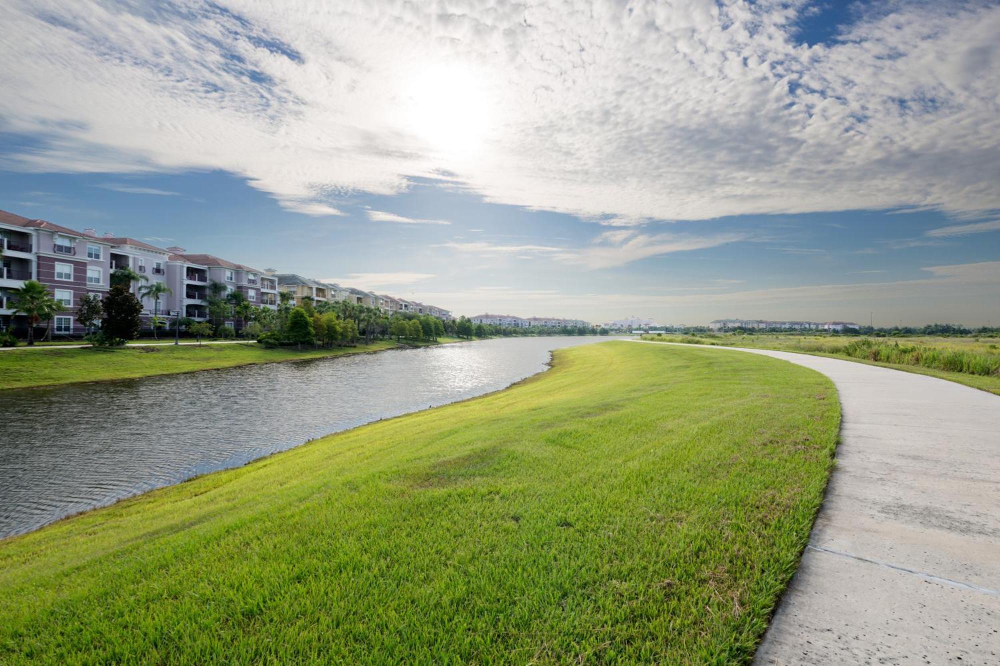 Chantilly Condo - closer to Disney and Universal